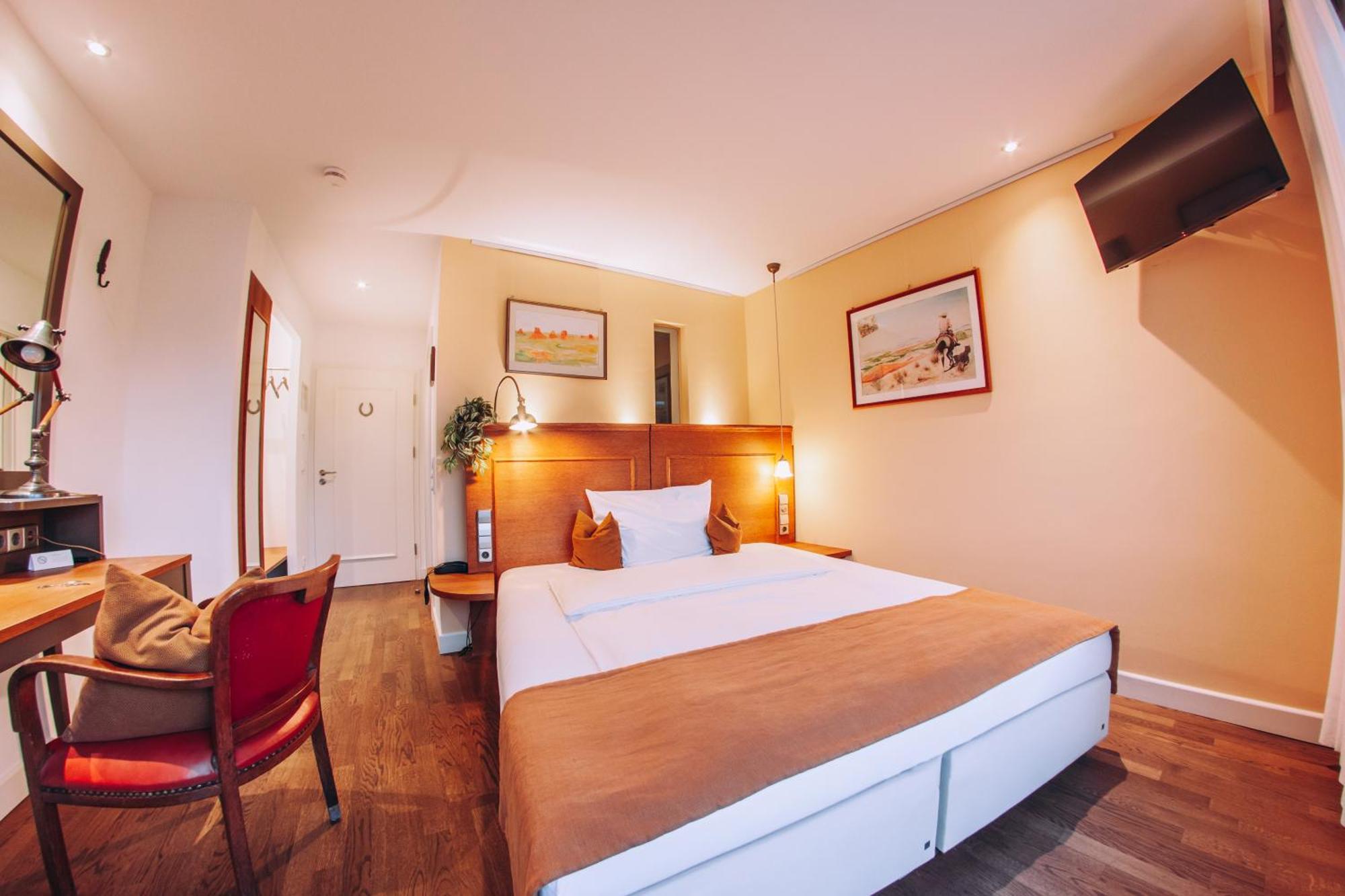 Hotel Zum Ochsen Oberstenfeld Dış mekan fotoğraf